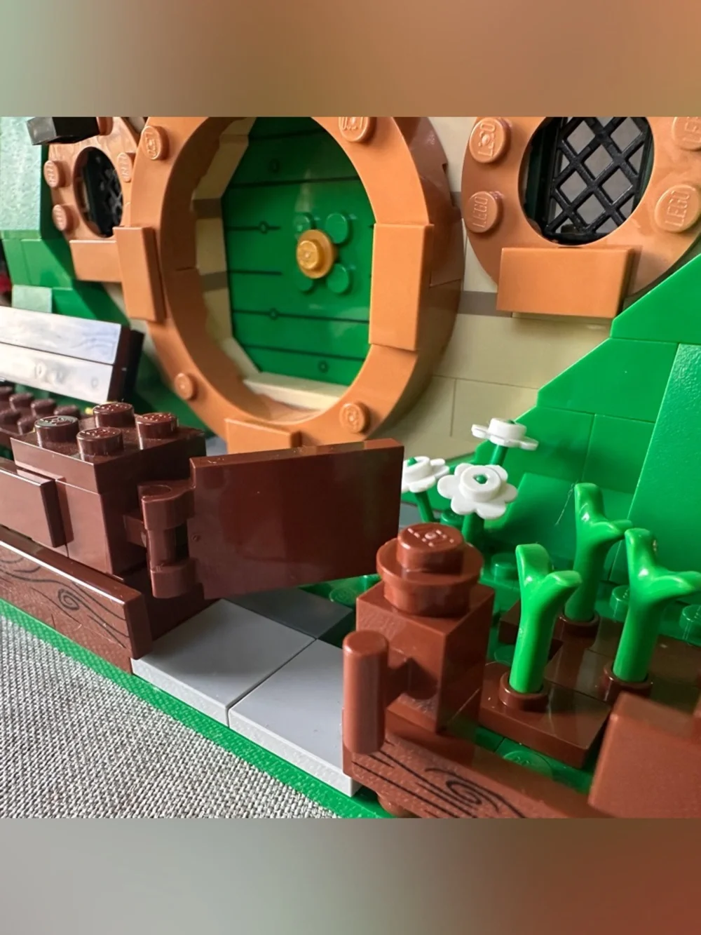 Lego The Hobbit An Unexpected Gathering Bag End Assembled Complete No MiniFigs - Picture 15 of 16